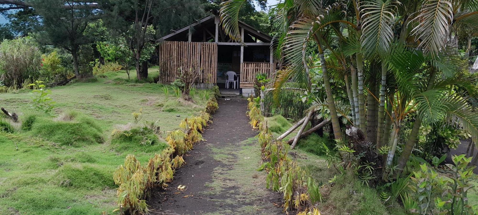 Yasur View Bungalow And Tree House Hotel White Sands Exterior photo